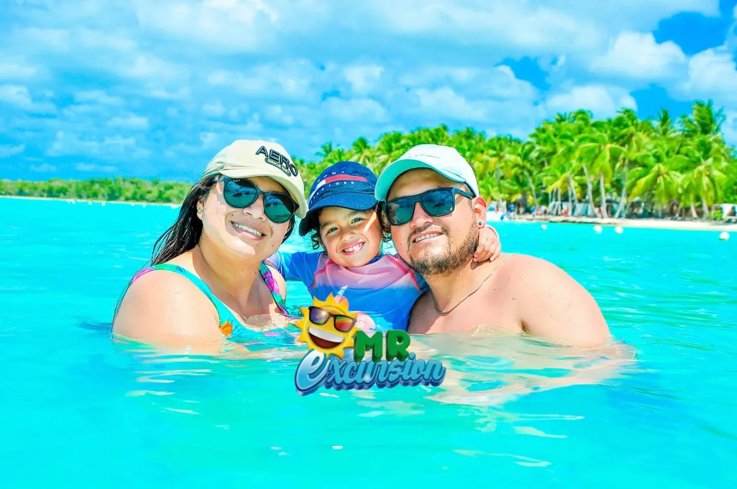 Travelers on the Saona Island excursion
